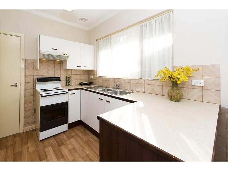 9 Taylor Street, White Gum Valley WA 6162