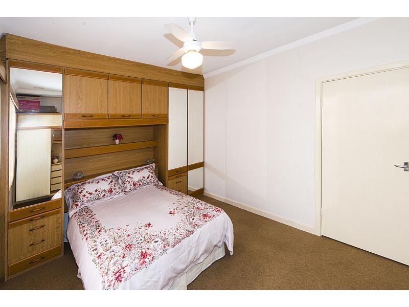 9 Taylor Street, White Gum Valley WA 6162