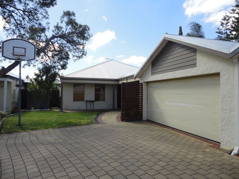 4/42 Barbican Street West, Shelley WA 6148