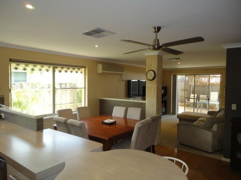 4/42 Barbican Street West, Shelley WA 6148