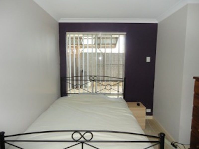 4/42 Barbican Street West, Shelley WA 6148