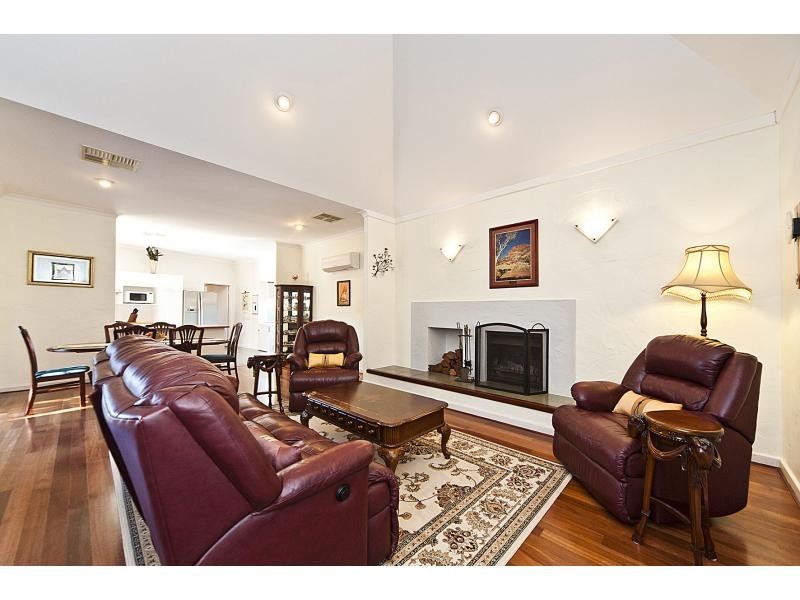 7 Stevens Street, Daglish WA 6008