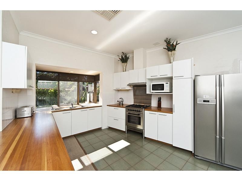 7 Stevens Street, Daglish WA 6008