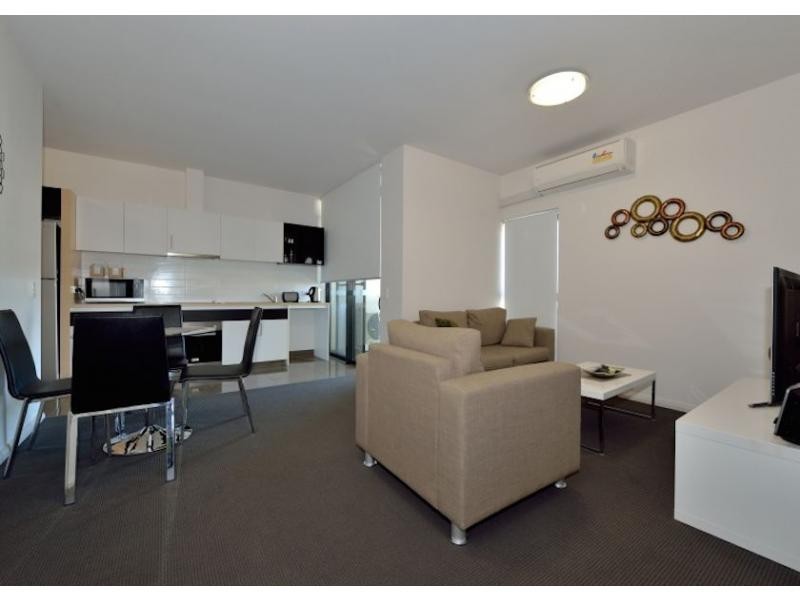 16/6 Points Way, Cockburn Central WA 6164