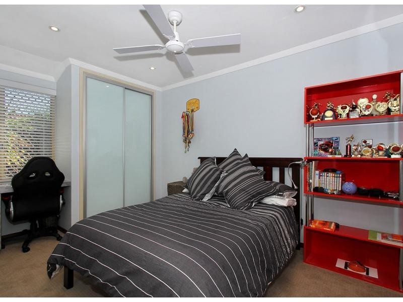 11 Kanella Road, Shelley WA 6148