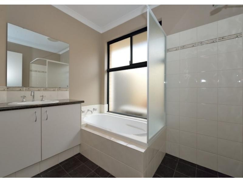 33 Mallard Way, Baldivis WA 6171