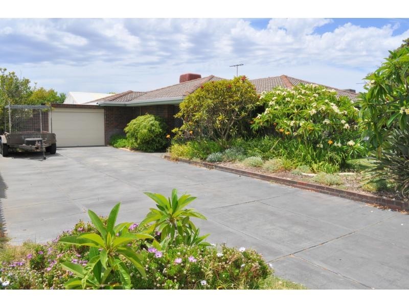 54 Charthouse Road, Safety Bay WA 6169