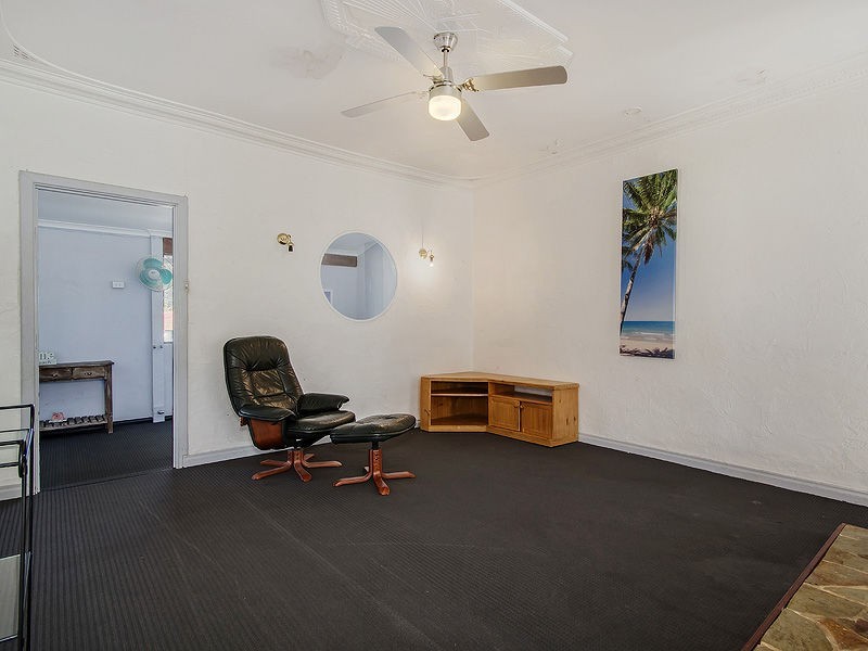 6 Alexandra Street, Rockingham WA 6168