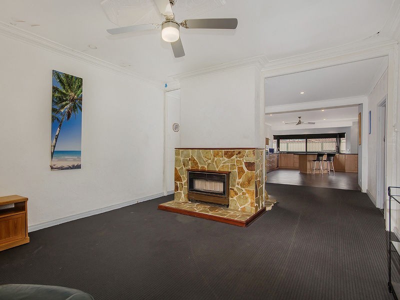 6 Alexandra Street, Rockingham WA 6168