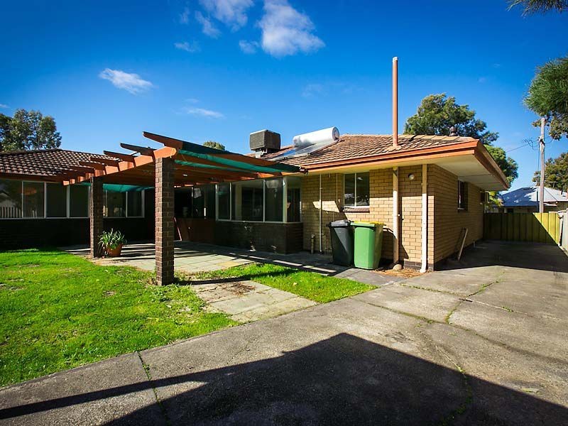 44 Wanaping Road, Kenwick WA 6107