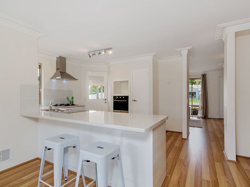 4 Anzac Place, Rockingham WA 6168