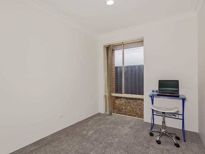 4 Anzac Place, Rockingham WA 6168