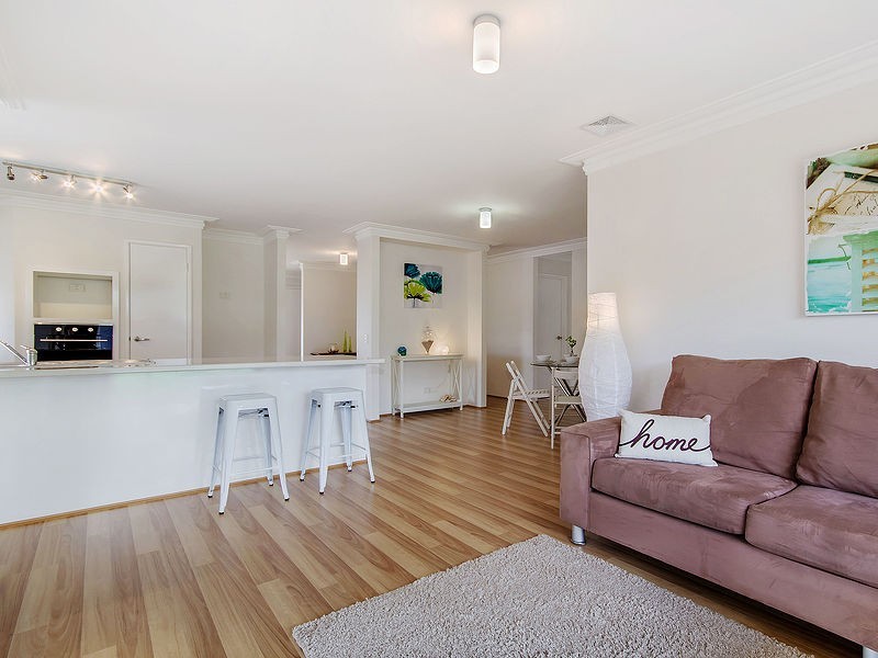 4 Anzac Place, Rockingham WA 6168