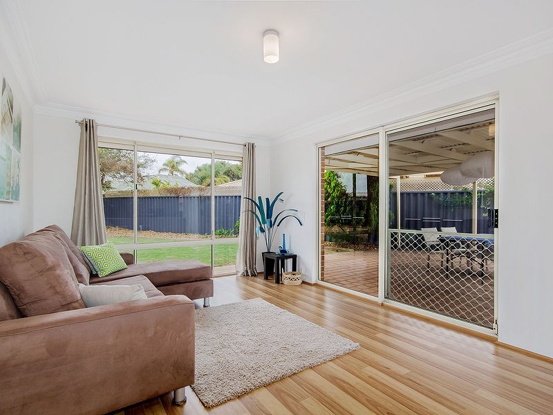 4 Anzac Place, Rockingham WA 6168