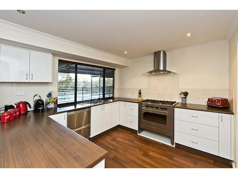 4 Kintyre Rise, Bullsbrook WA 6084