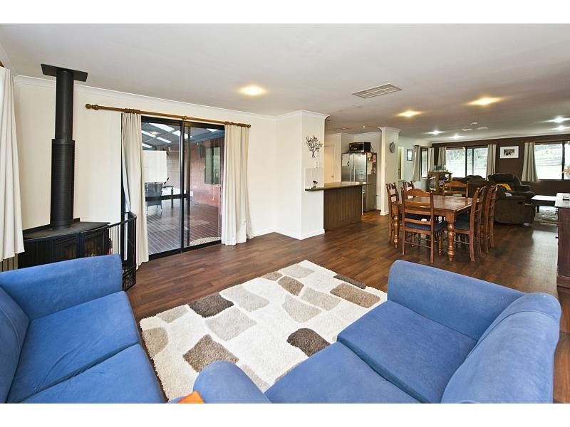 4 Kintyre Rise, Bullsbrook WA 6084