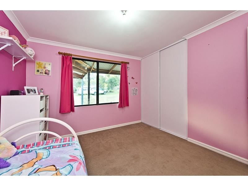 4 Kintyre Rise, Bullsbrook WA 6084