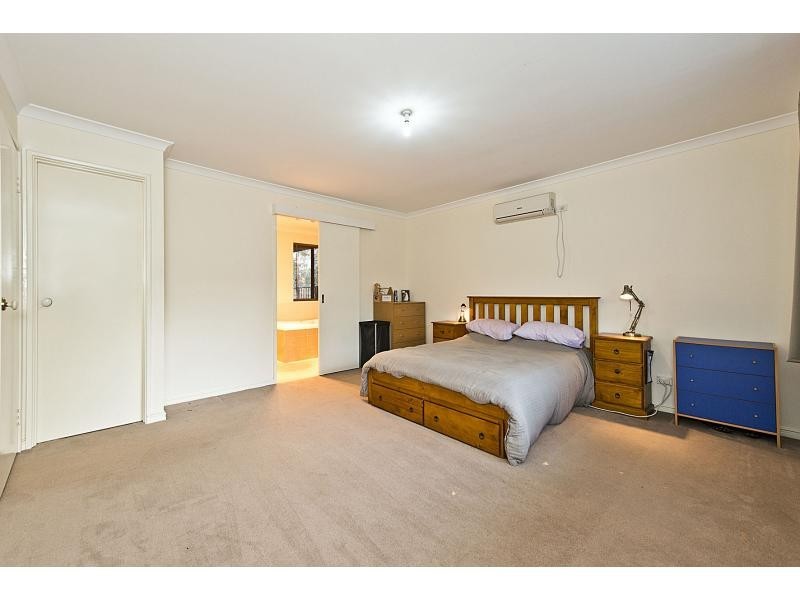 4 Kintyre Rise, Bullsbrook WA 6084