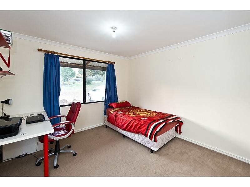 4 Kintyre Rise, Bullsbrook WA 6084