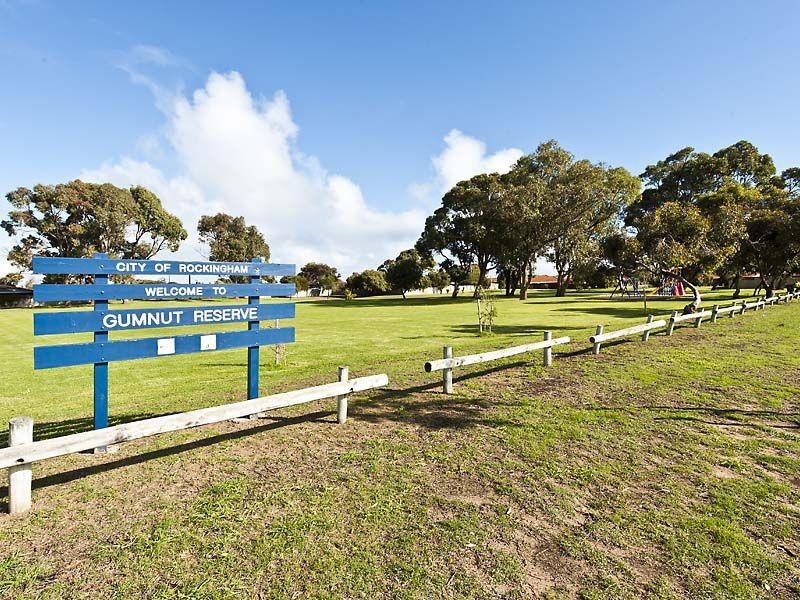 26 Gumnut Crescent, Safety Bay WA 6169