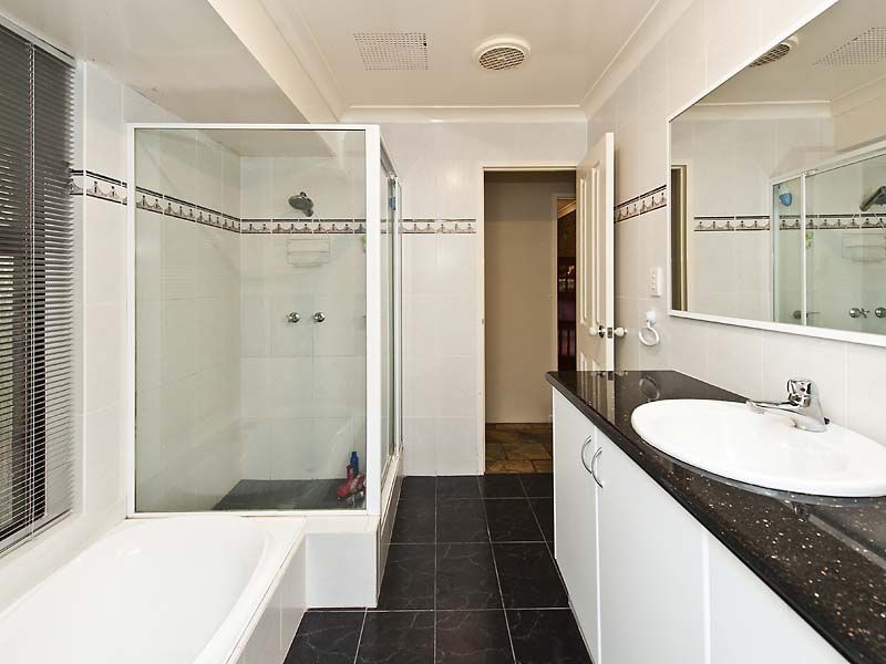 26 Gumnut Crescent, Safety Bay WA 6169