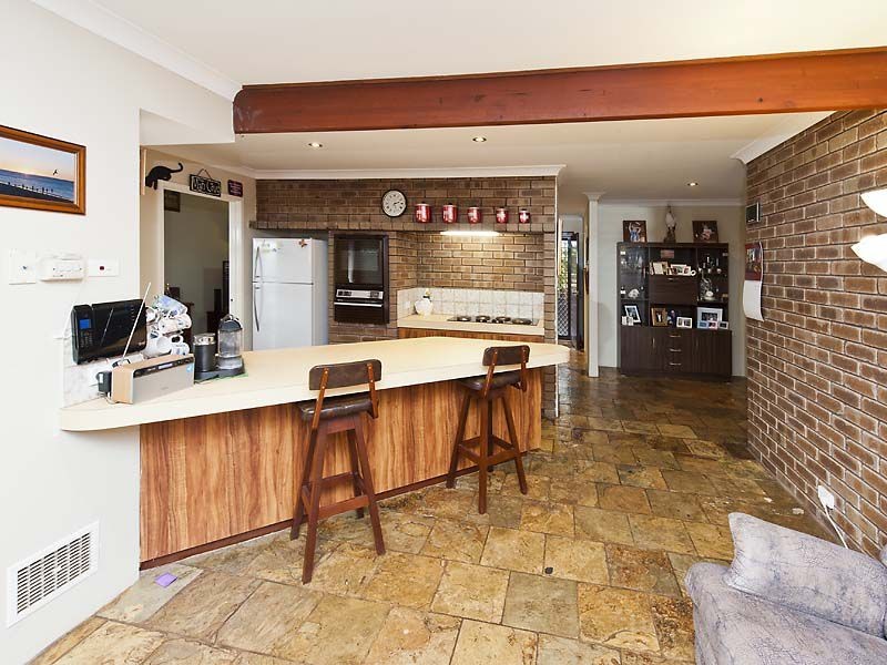 26 Gumnut Crescent, Safety Bay WA 6169