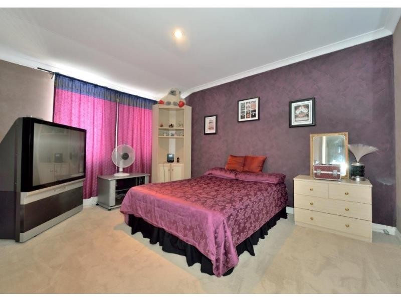 38 Zaragoza Drive, Port Kennedy WA 6172