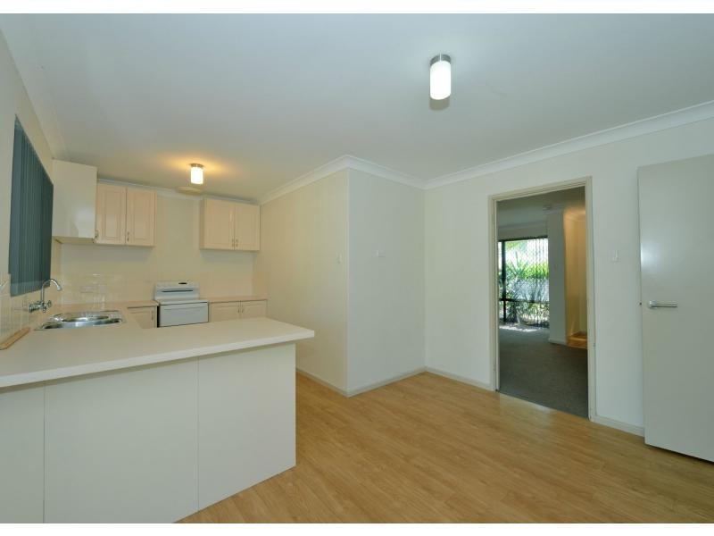 26 Caribbean Drive, Safety Bay WA 6169