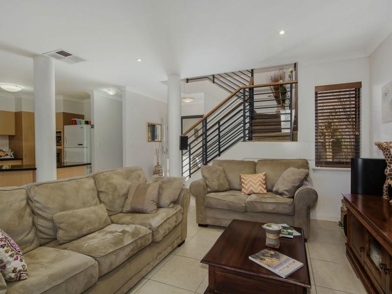 3/12 Hymus Street, Rockingham WA 6168