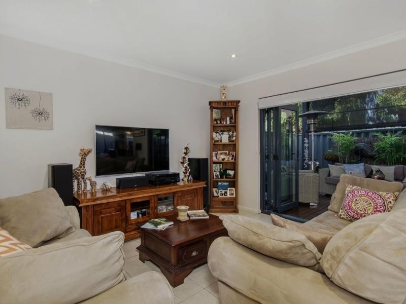 3/12 Hymus Street, Rockingham WA 6168