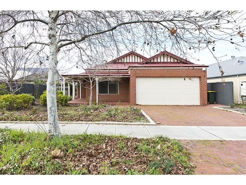 40 Wexcombe Way, Aveley WA 6069
