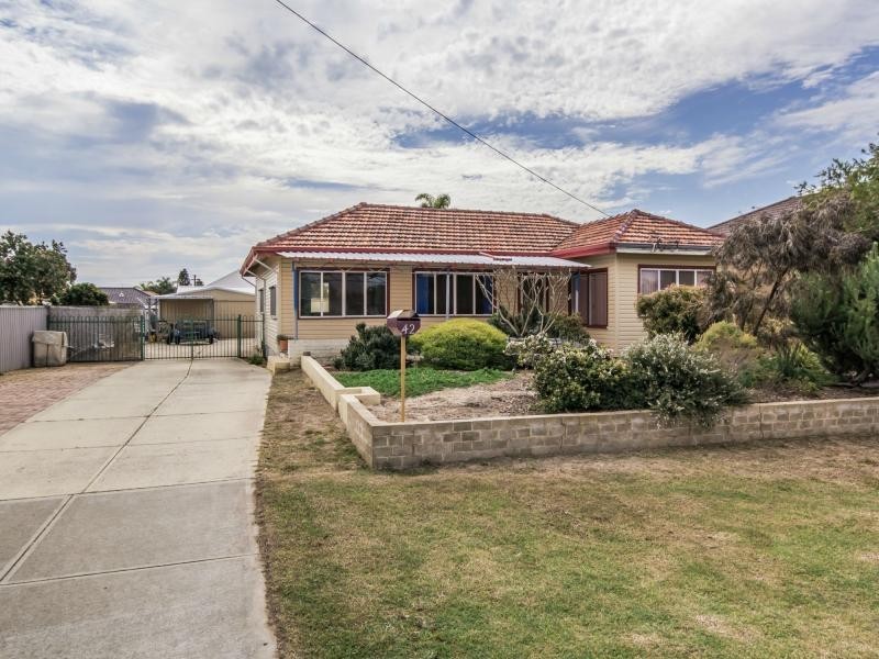 40 and 42 Jecks Street, Rockingham WA 6168