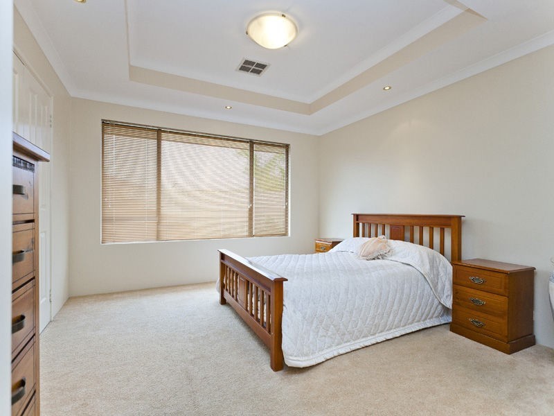 22 Bramdean Crescent, Canning Vale WA 6155