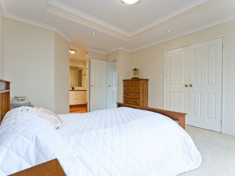 22 Bramdean Crescent, Canning Vale WA 6155
