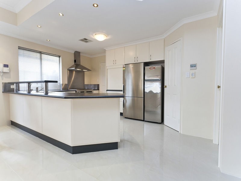 22 Bramdean Crescent, Canning Vale WA 6155