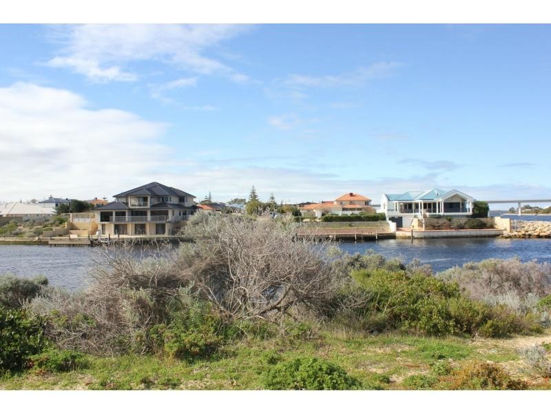 92 Voyager Close, Wannanup WA 6210