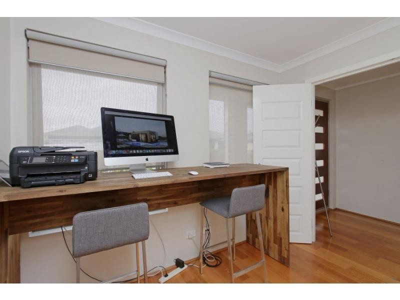 11 Goldfinch Bend, Harrisdale WA 6112