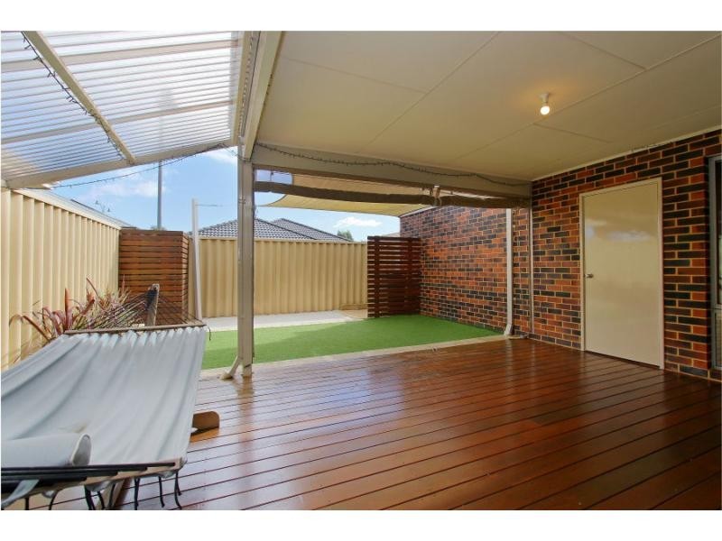 11 Goldfinch Bend, Harrisdale WA 6112