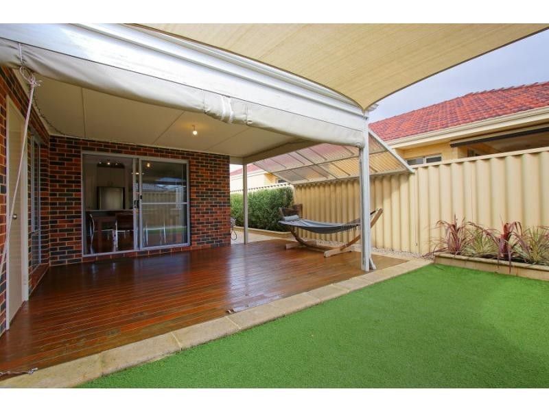 11 Goldfinch Bend, Harrisdale WA 6112