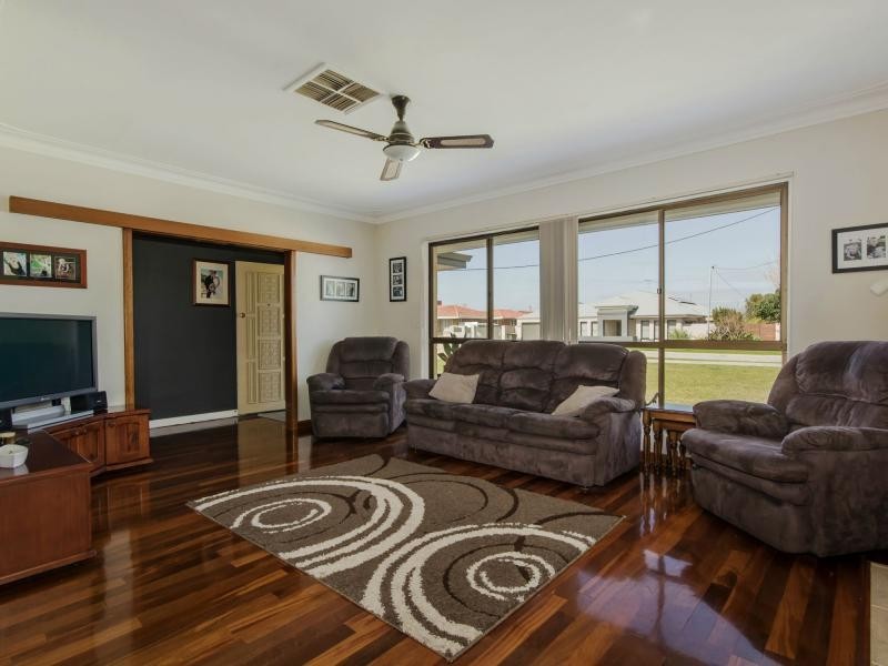 6 Langley Street, Rockingham WA 6168