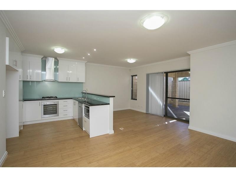 147B Ravenswood Drive, Westminster WA 6061