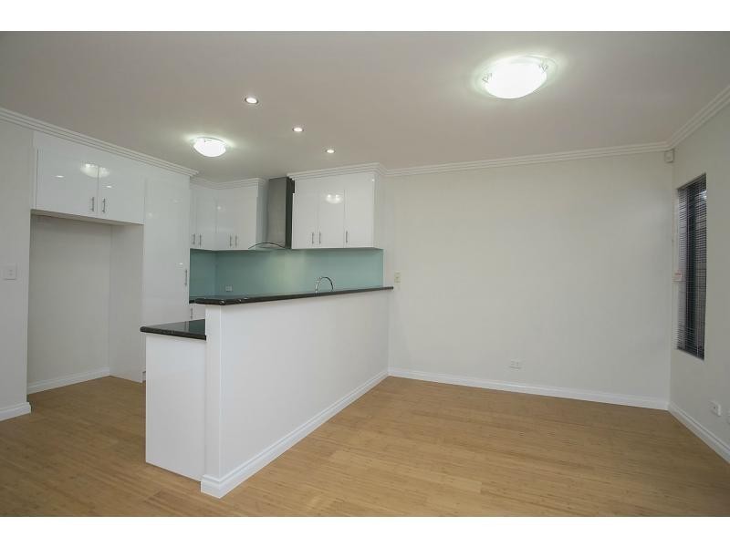 147B Ravenswood Drive, Westminster WA 6061