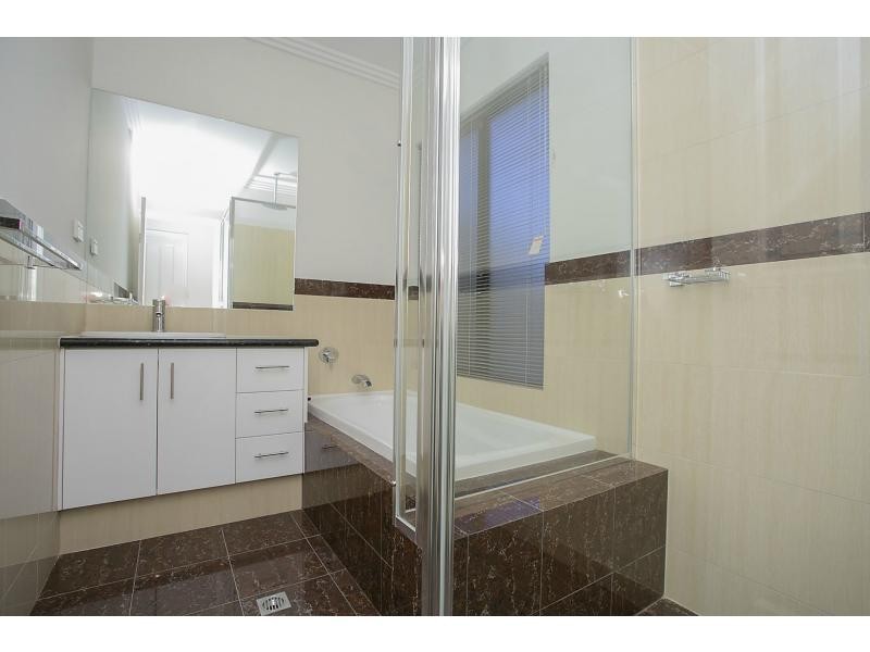 147B Ravenswood Drive, Westminster WA 6061