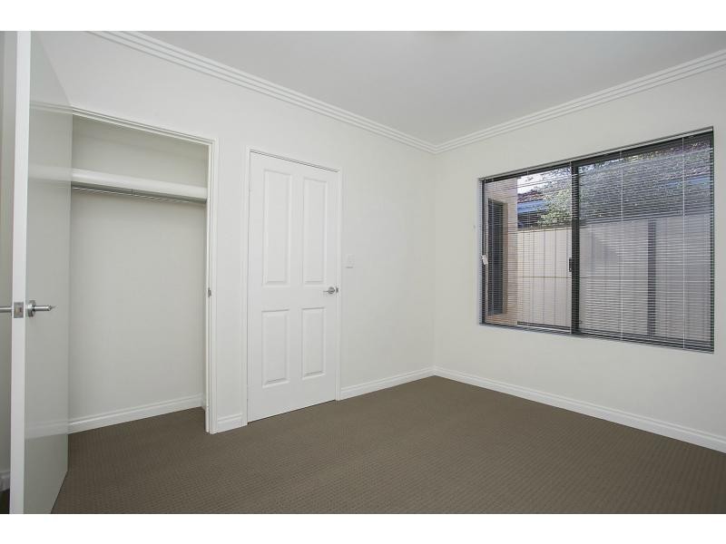 147B Ravenswood Drive, Westminster WA 6061