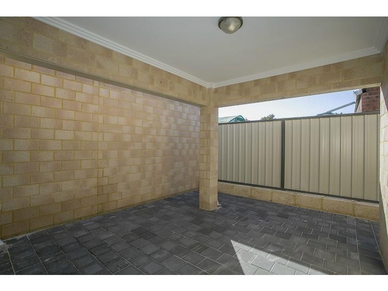 147B Ravenswood Drive, Westminster WA 6061