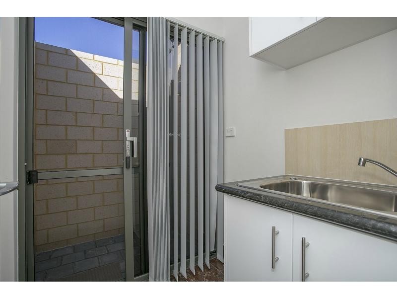 147C Ravenswood Drive, Westminster WA 6061