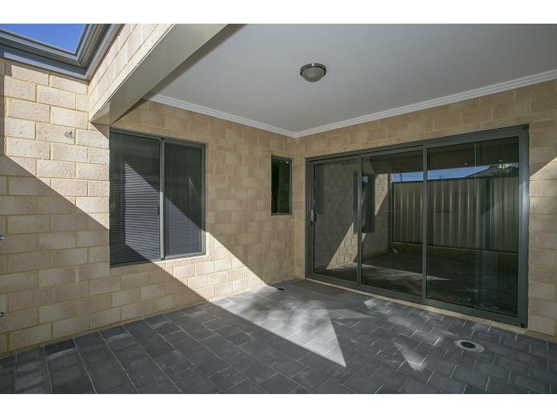 147C Ravenswood Drive, Westminster WA 6061