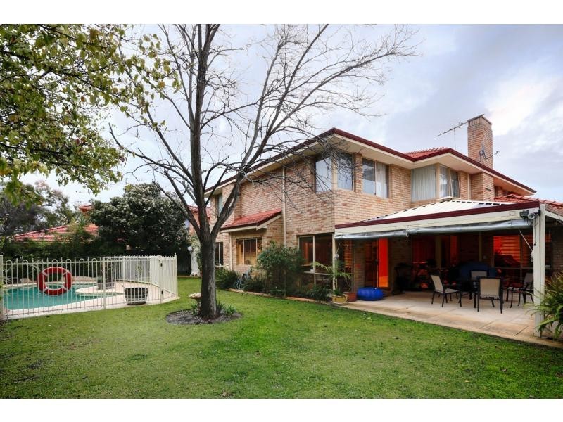 29 Neesham Street, Booragoon WA 6154