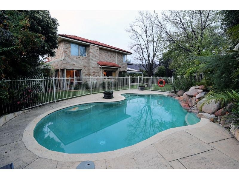29 Neesham Street, Booragoon WA 6154