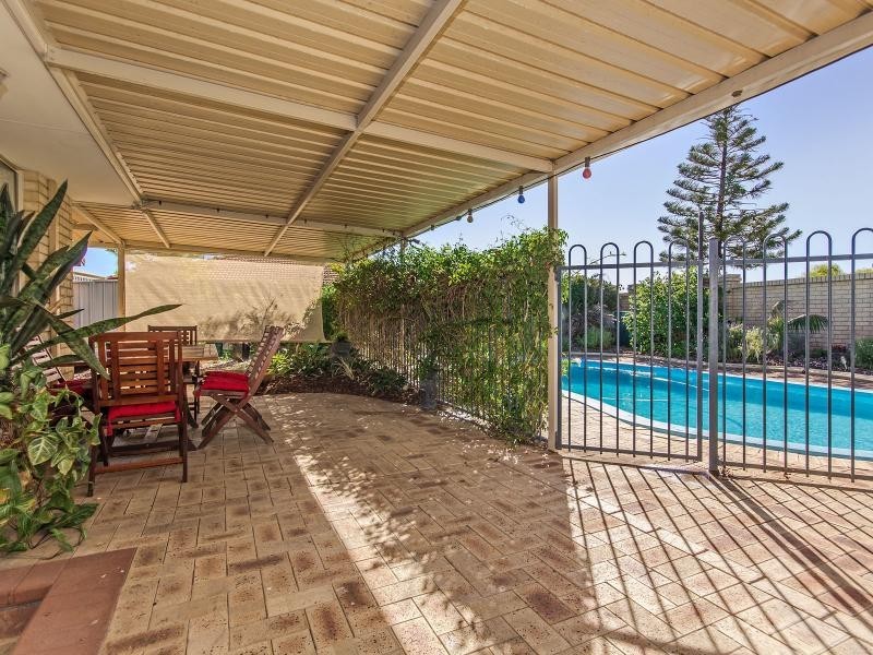 9 Benalla Place, Rockingham WA 6168